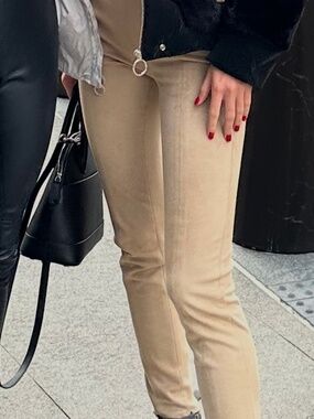 Guess leggings pants  nude beige color